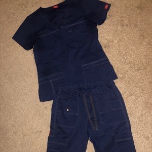 Navy dickies scrub set- Small